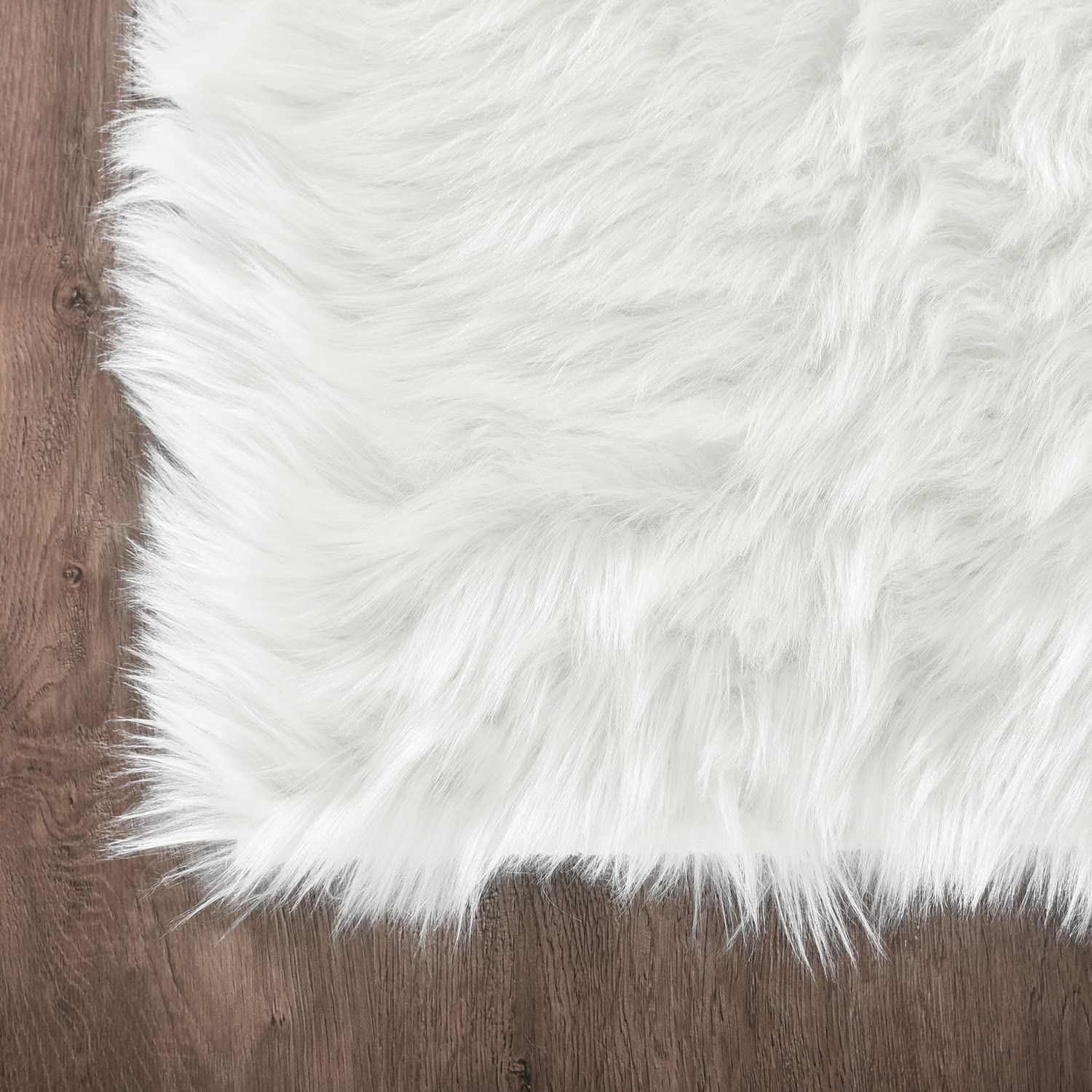 Latepis White Sheepskin Rug 2x3 Faux Fur Sheepskin Rug for Living Room Fluffy Washable Rug for Bedroom Luxury Room Decor Furry Rug Rectangle image 3